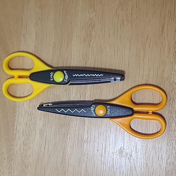 Set of 15 Kraft Edgers with small card stock cutter - Picture 6 of 10